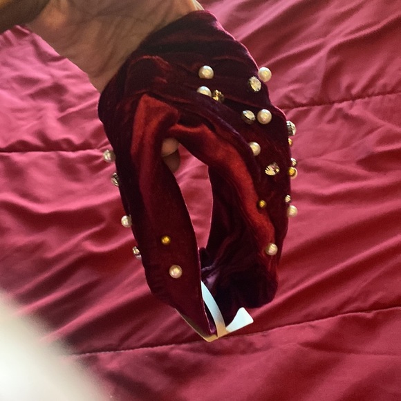 Burgundy bedazzled head band! - Picture 3 of 4